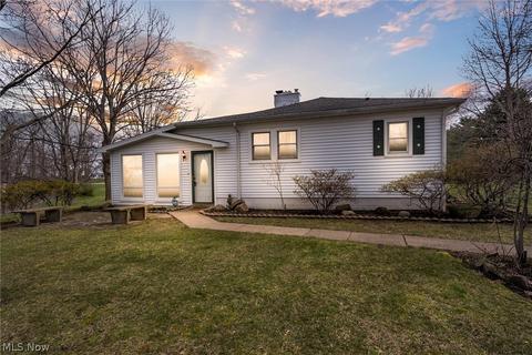 2472 River Rd, Willoughby Hills, OH 44094 photo 1