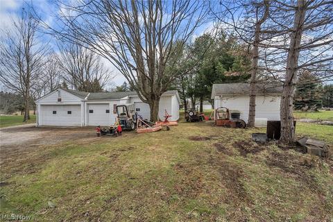 2472 River Rd, Willoughby Hills, OH 44094 photo 9