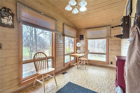 2472 River Rd, Willoughby Hills, OH 44094 photo 12