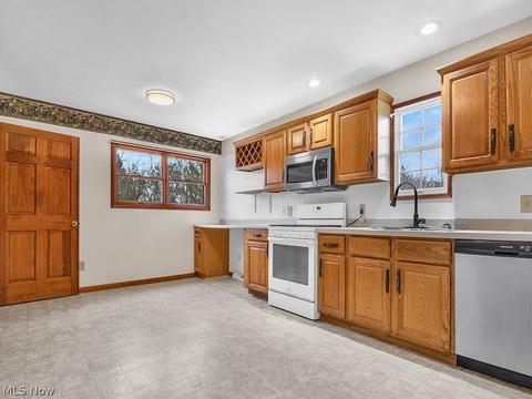 4170 River Rd, Perry, OH 44081 photo 8