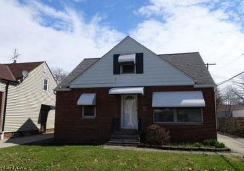 551 E 253rd St, Euclid, OH 44132 photo 1