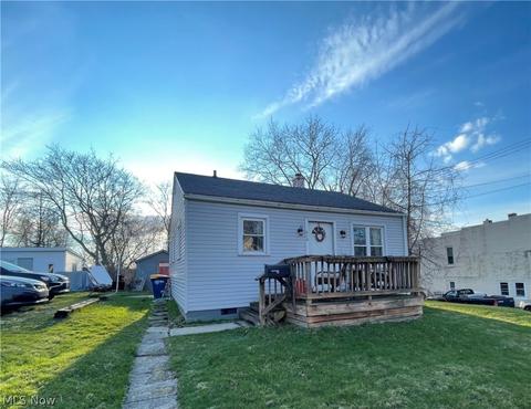 913 Columbus Ave, Ashtabula, OH 44004 photo 1