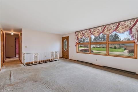 4655 5th St NW, Canton, OH 44708 photo 3
