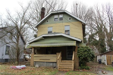 712 Garfield St, Akron, OH 44310 photo 1
