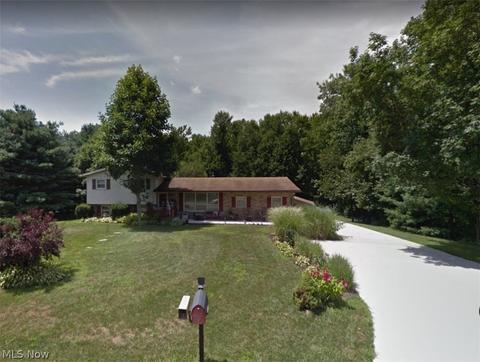 2960 Forestview St NE, Canton, OH 44721 photo 1