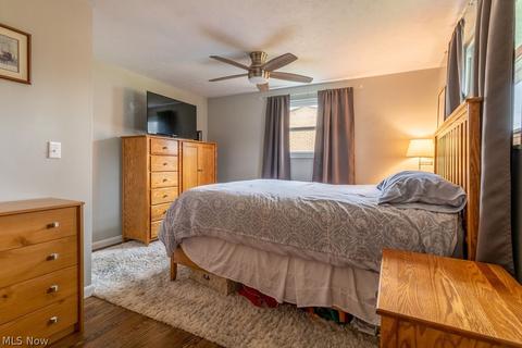 302 E 9th St, Williamstown, WV 26187 photo 14