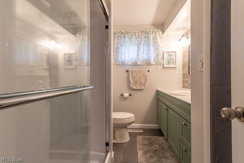 302 E 9th St, Williamstown, WV 26187 photo 17