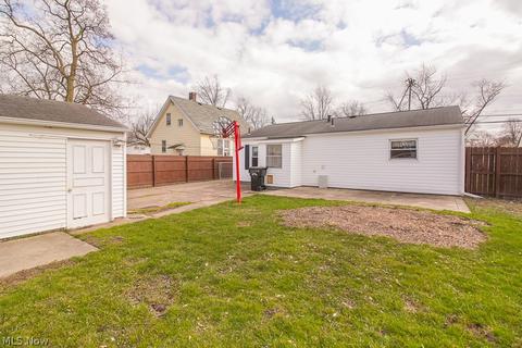 359 Bond St, Elyria, OH 44035 photo 23