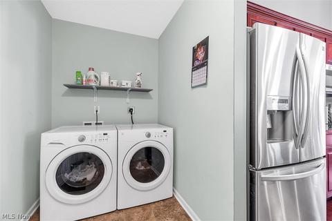 3814 E Parkside Cir, Lorain, OH 44053 photo 18