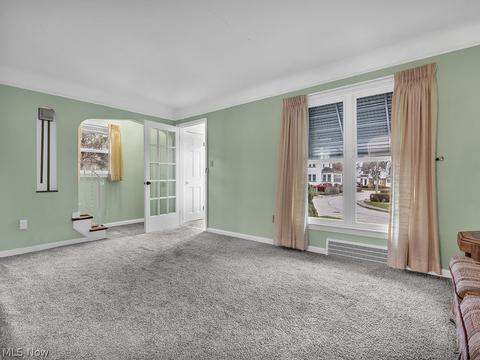 105 E 202nd St, Euclid, OH 44123 photo 3