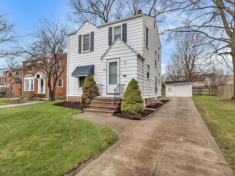 105 E 202nd St, Euclid, OH 44123 photo 2