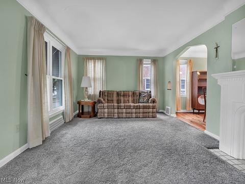 105 E 202nd St, Euclid, OH 44123 photo 5