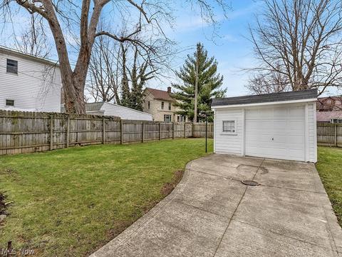 105 E 202nd St, Euclid, OH 44123 photo 20