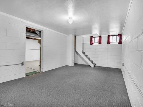 105 E 202nd St, Euclid, OH 44123 photo 14
