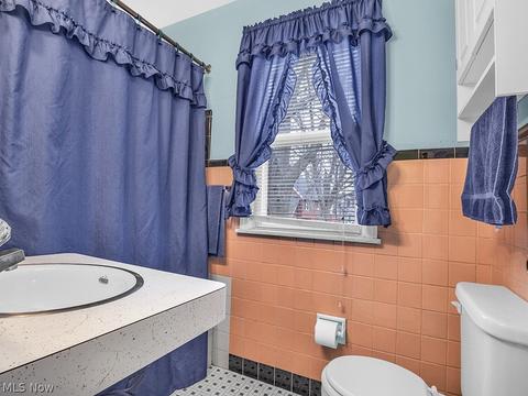 105 E 202nd St, Euclid, OH 44123 photo 19