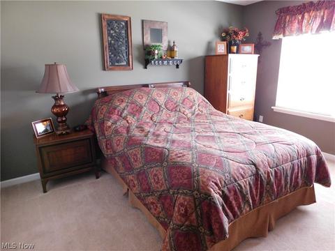 39940 Hope Ct, Elyria, OH 44035 photo 27