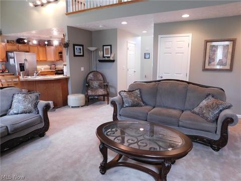 39940 Hope Ct, Elyria, OH 44035 photo 5