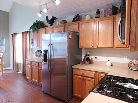 39940 Hope Ct, Elyria, OH 44035 photo 14