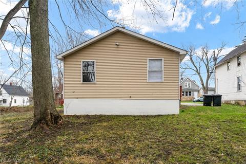 448 Champlain St, Akron, OH 44306 photo 18