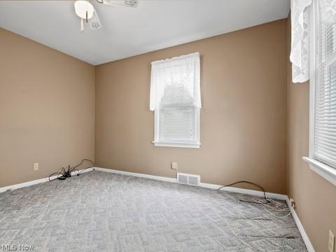 514 Creed St, Struthers, OH 44471 photo 5