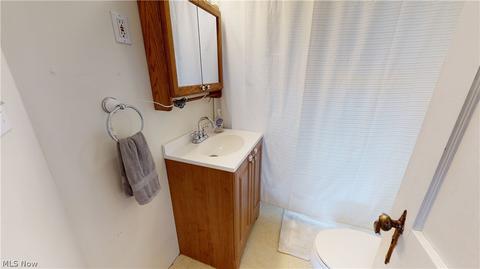 710 E 250th St, Euclid, OH 44132 photo 23