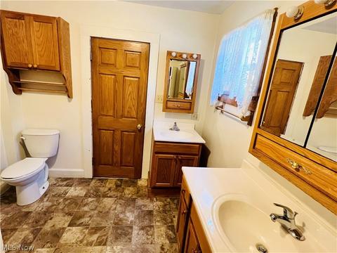 521 Sterling Ave, Dover, OH 44622 photo 19