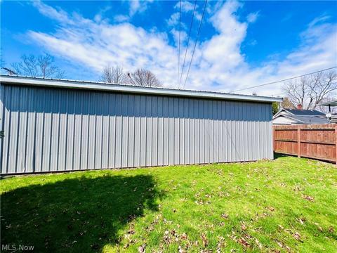 521 Sterling Ave, Dover, OH 44622 photo 7