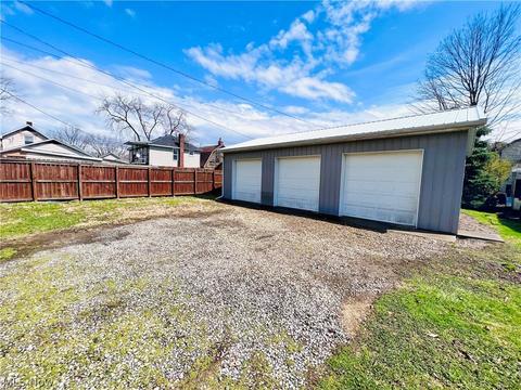 521 Sterling Ave, Dover, OH 44622 photo 6