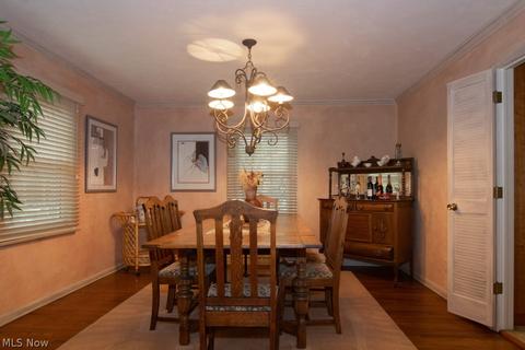 554 Haskell Dr, Akron, OH 44333 photo 4