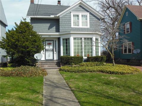 1703 Walnut Blvd, Ashtabula, OH 44004 photo 1