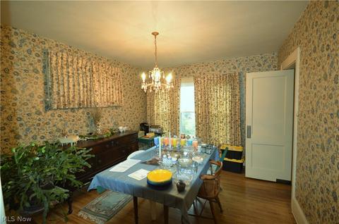 1703 Walnut Blvd, Ashtabula, OH 44004 photo 9