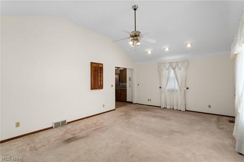 6110 Forest Ave, Parma, OH 44129 photo 12