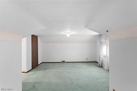 6110 Forest Ave, Parma, OH 44129 photo 27