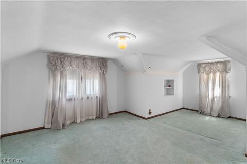 6110 Forest Ave, Parma, OH 44129 photo 24