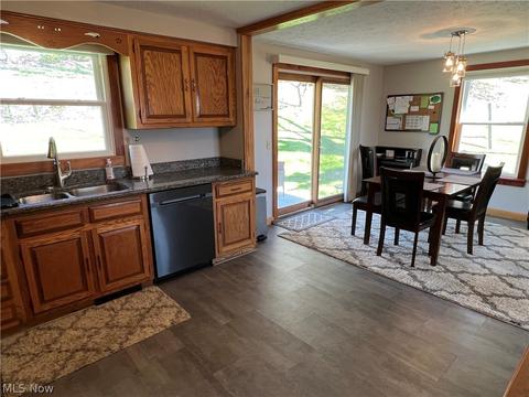 133 Hillside Dr, Dover, OH 44622 photo 8