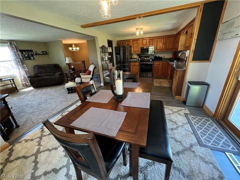 133 Hillside Dr, Dover, OH 44622 photo 10