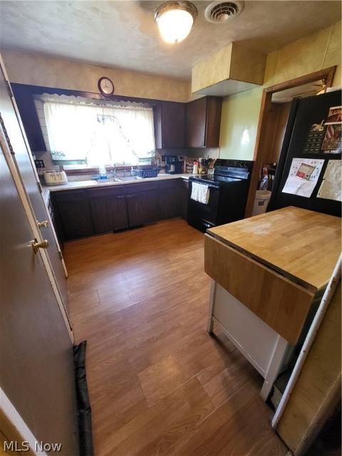 141 E South St, Smithfield, OH 43948 photo 14
