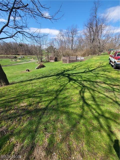 141 E South St, Smithfield, OH 43948 photo 5