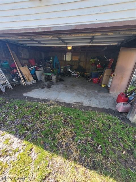 141 E South St, Smithfield, OH 43948 photo 8