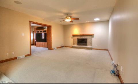 1882 E Parkhaven Dr, Seven Hills, OH 44131 photo 17