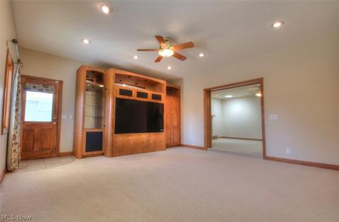 1882 E Parkhaven Dr, Seven Hills, OH 44131 photo 9
