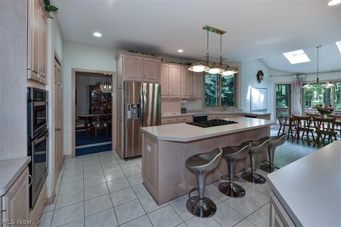 5593 High Point Rd, Solon, OH 44139 photo 6