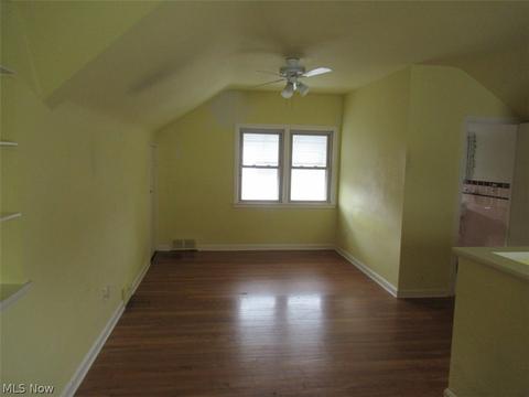 6010 Belmere Dr, Parma, OH 44129 photo 8