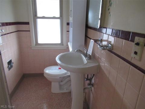 6010 Belmere Dr, Parma, OH 44129 photo 10