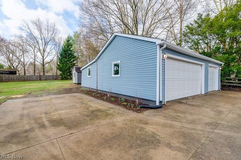 2016 Maple Rd, Stow, OH 44224 photo 5