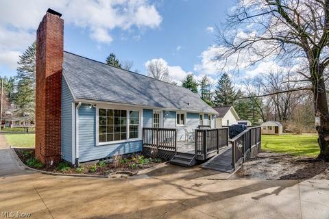 2016 Maple Rd, Stow, OH 44224 photo 3