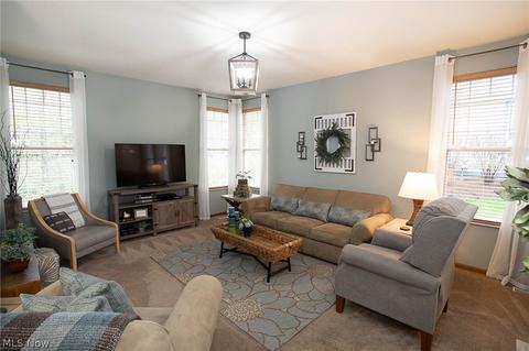 2467 Capulet Ct, Avon, OH 44011 photo 5