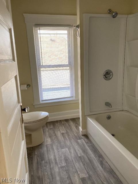 1139 E River St, Elyria, OH 44035 photo 3