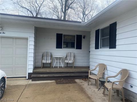 922 Myrtle Ave, Ashtabula, OH 44004 photo 2
