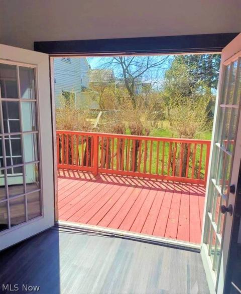 806 Bond St, Elyria, OH 44035 photo 6